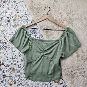American Eagle Outfitters Green Front Twist Short Sleeve Top Blouse Medium